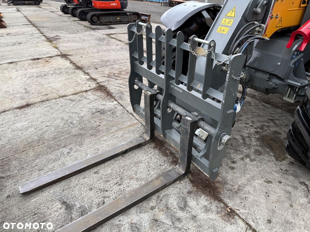 Liebherr Ładowarka Teleskopowa T36-7s - 7