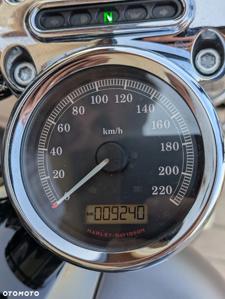 Harley-Davidson FXSB Breakout - 11