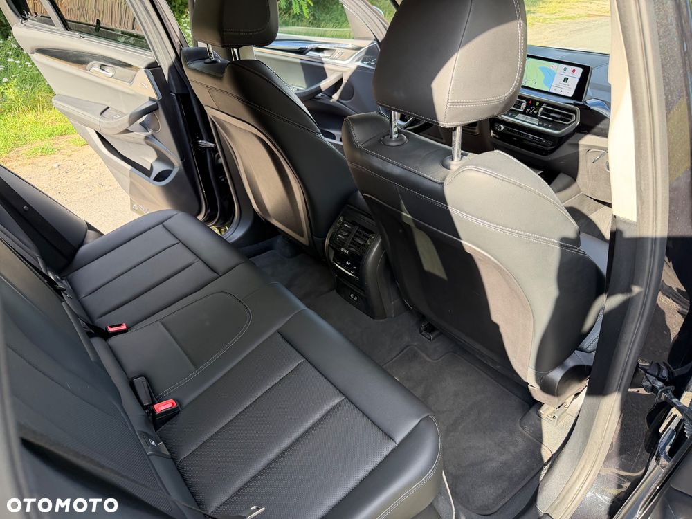 BMW X3 xDrive30e - 27