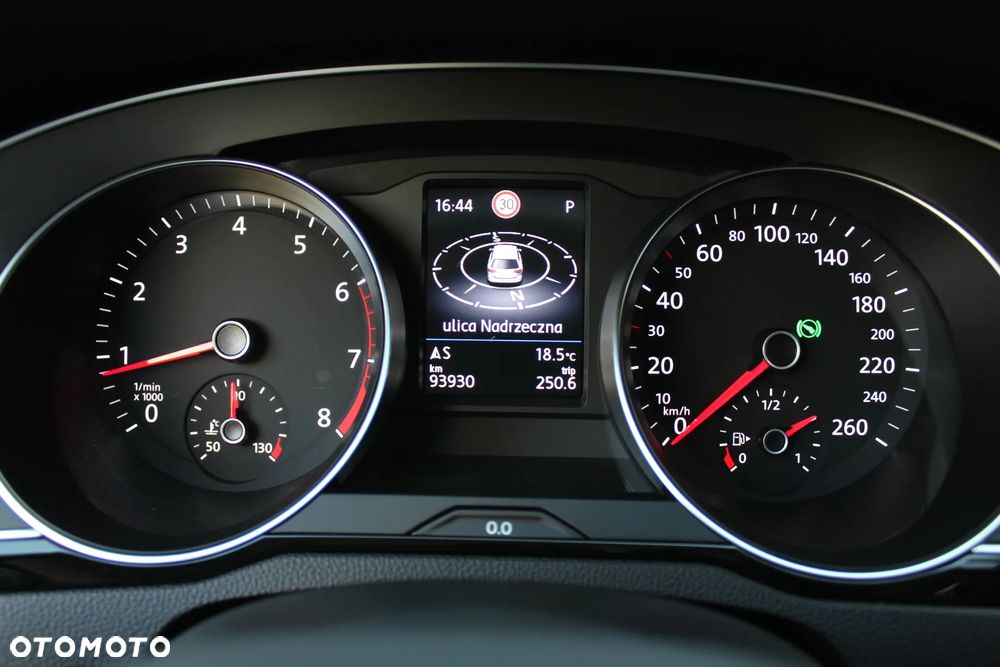 Volkswagen Passat 2.0 TSI Business DSG - 15