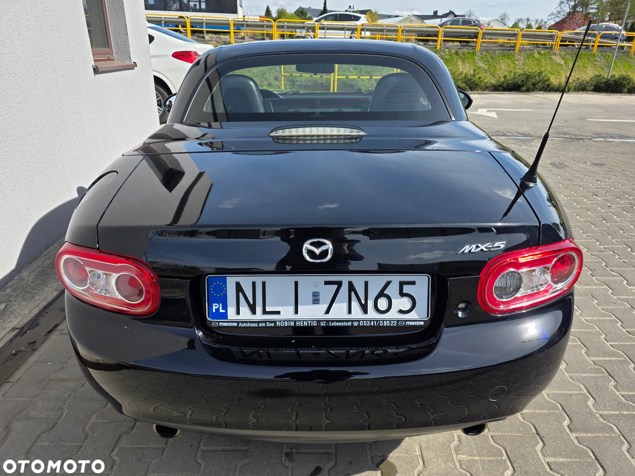 Mazda MX-5 - 10