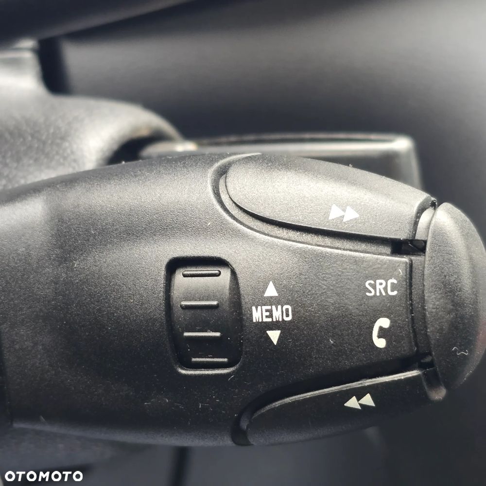 Peugeot 3008 120 VTi Premium - 35