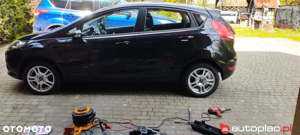 Ford Fiesta - 15