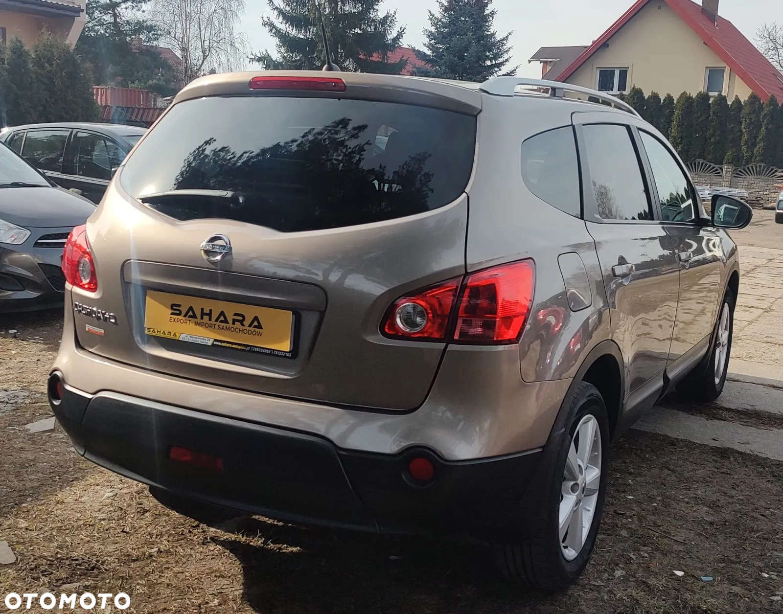 Nissan Qashqai+2 - 6