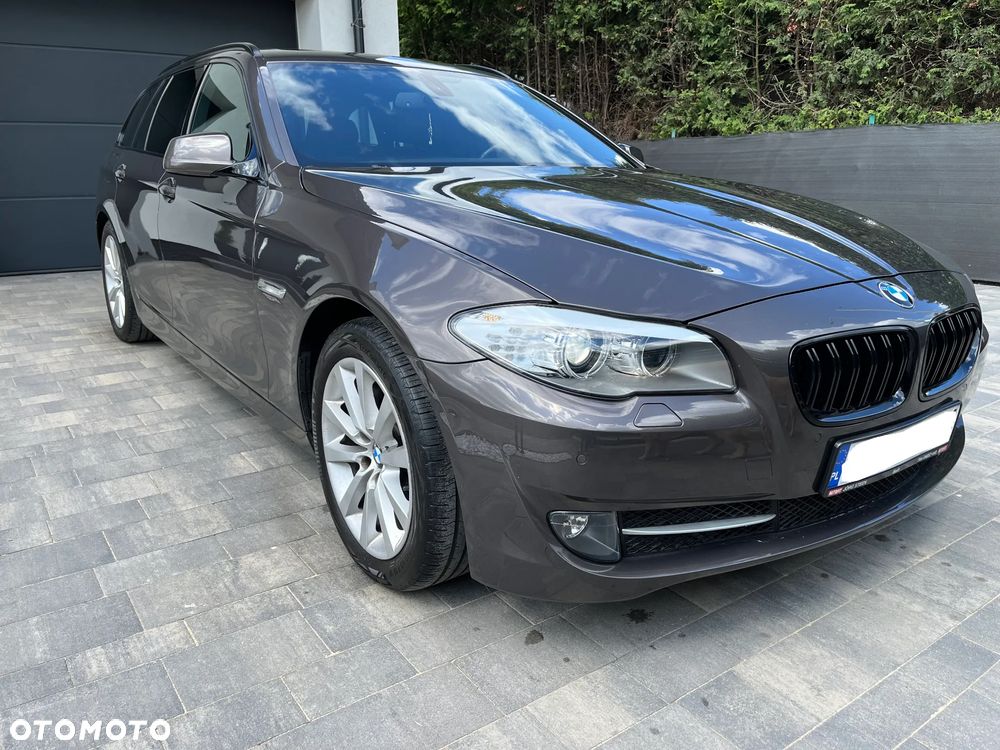 BMW Seria 5 530d Sport-Aut - 11