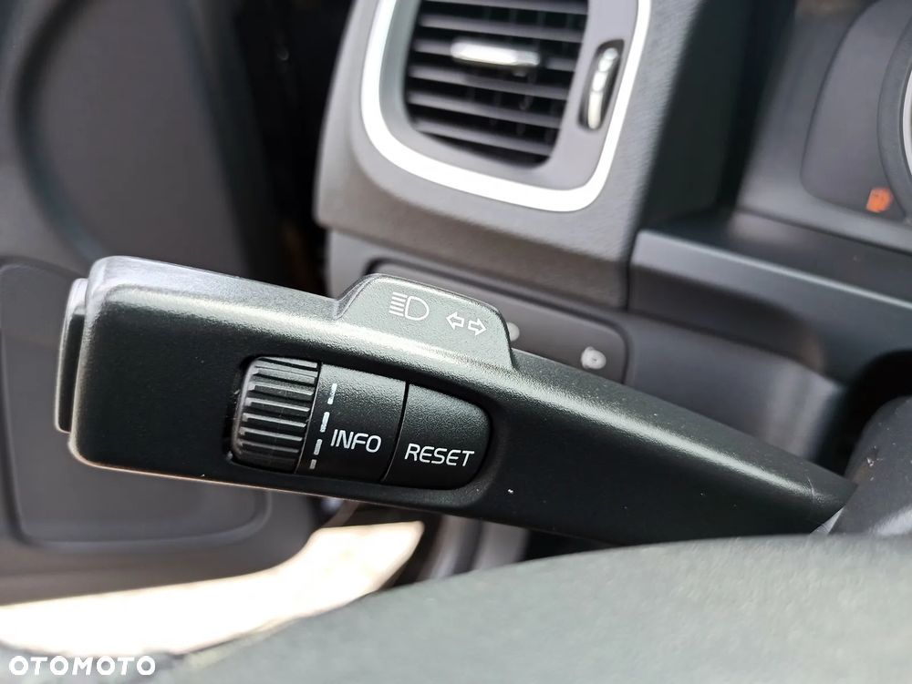Volvo S60 D3 - 32
