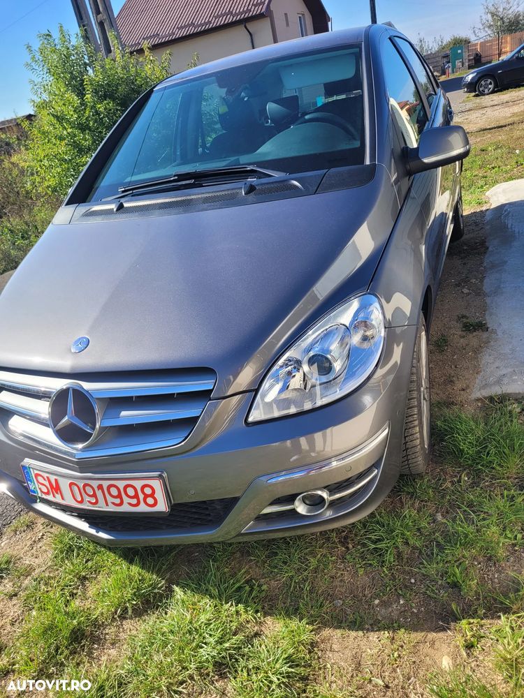 Mercedes-Benz B 180 CDI Autotronic - 11