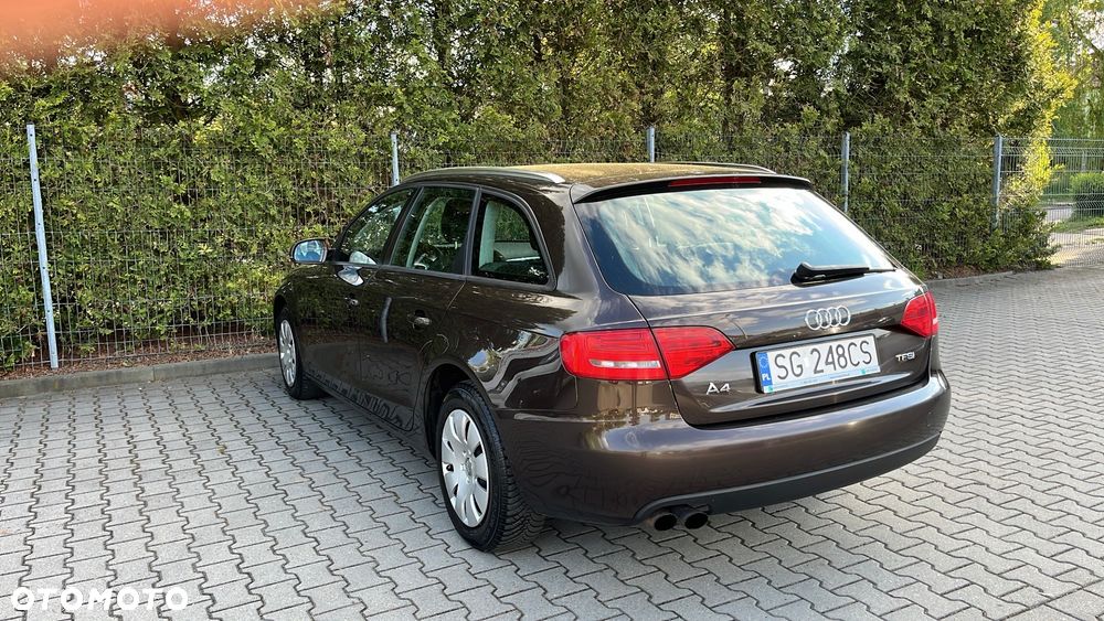 Audi A4 Avant - 6