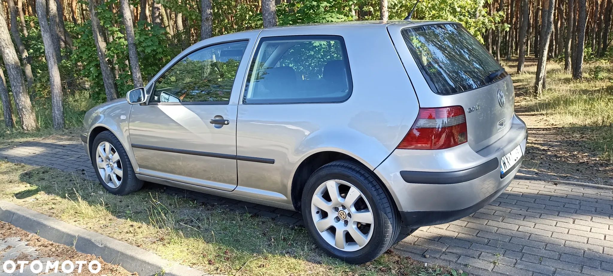 Volkswagen Golf IV 1.4 Q - 1