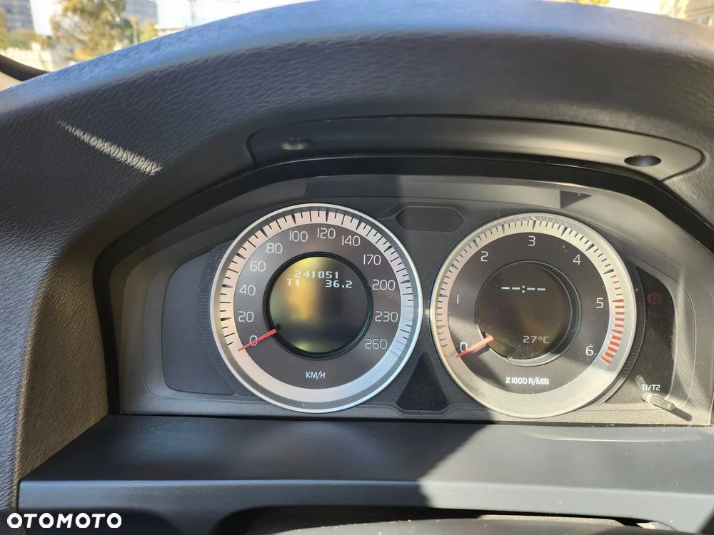 Volvo S60 - 24