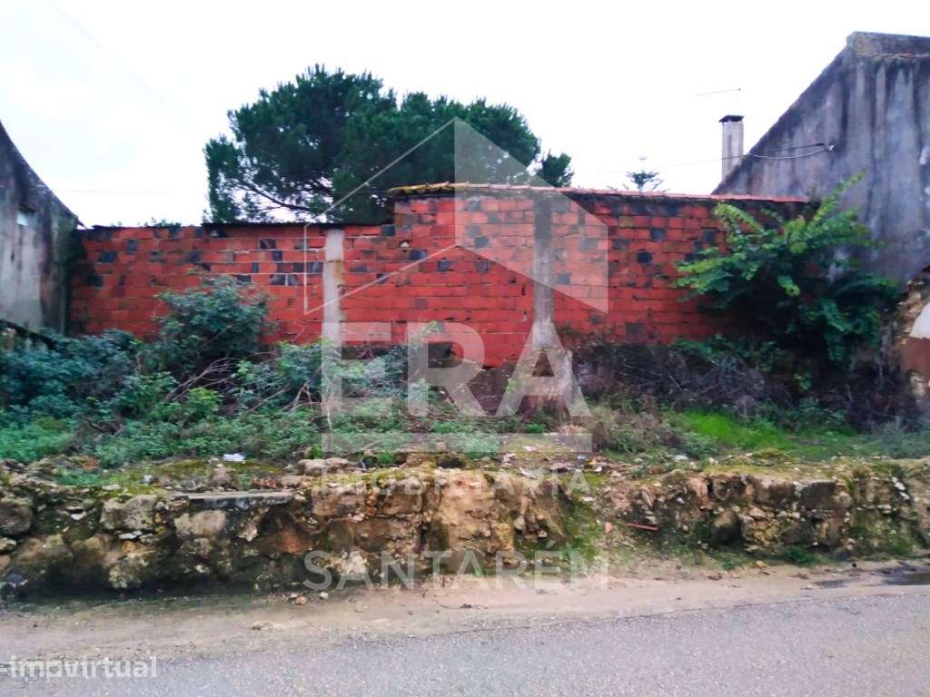 Terreno para construção, em Trêmes - Grande imagem: 2/7