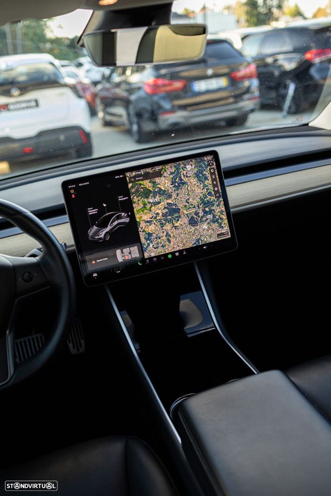 Tesla Model 3 Long-Range Dual Motor AWD - 19