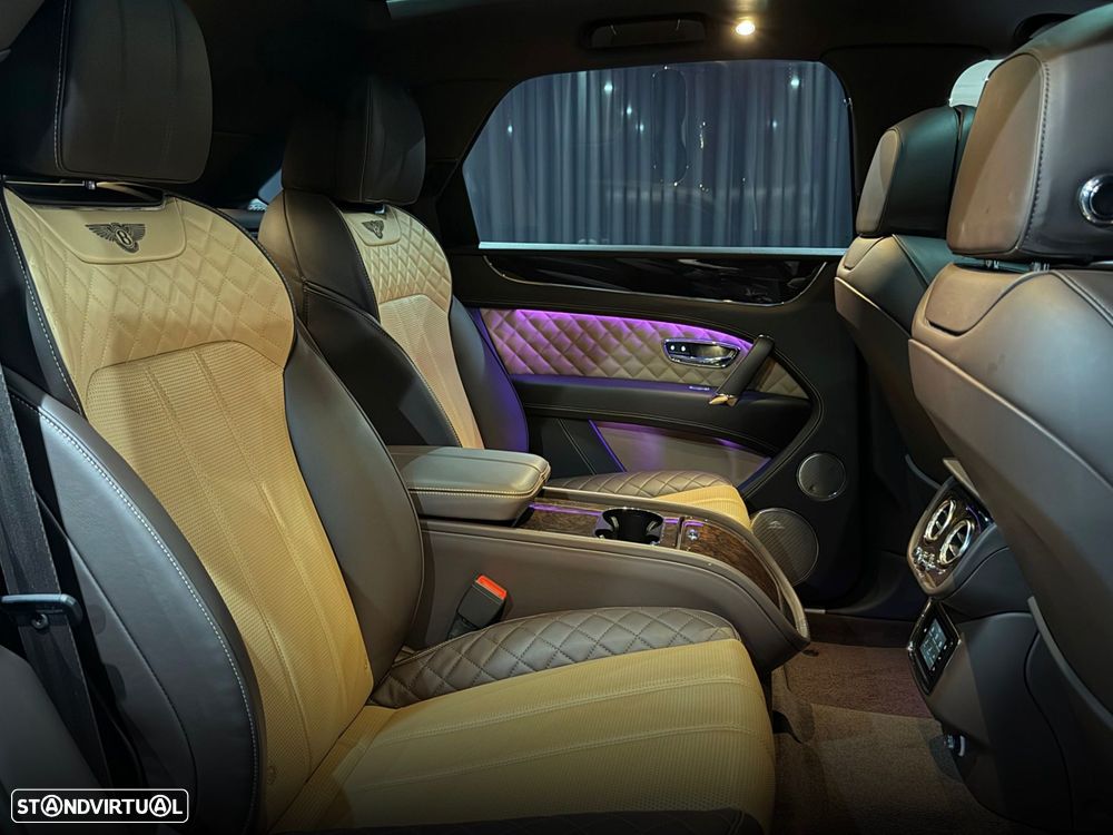 Bentley Bentayga Hybrid - 54