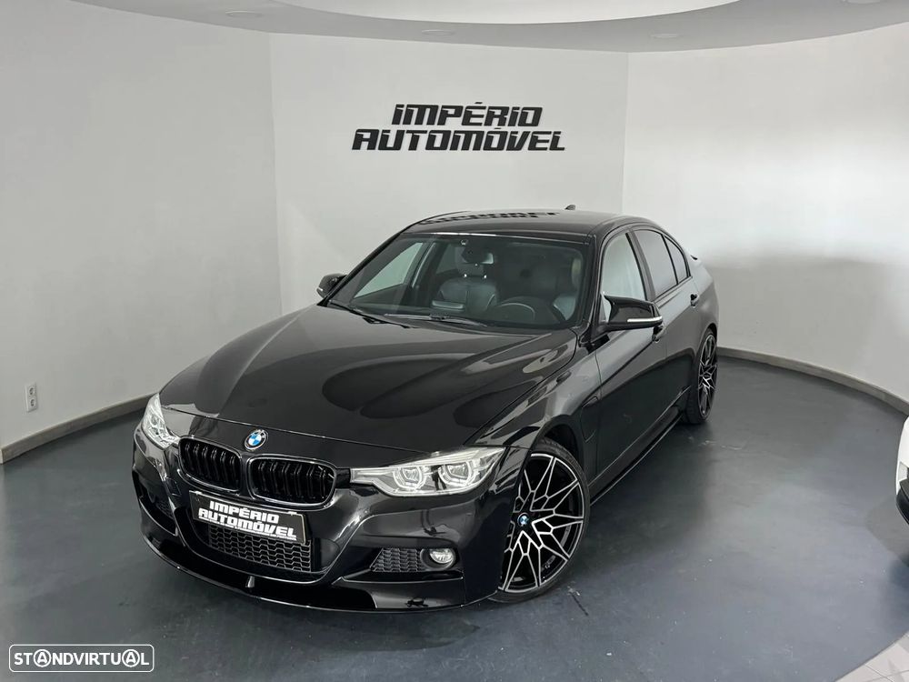 BMW 330 e iPerformance Pack M - 9