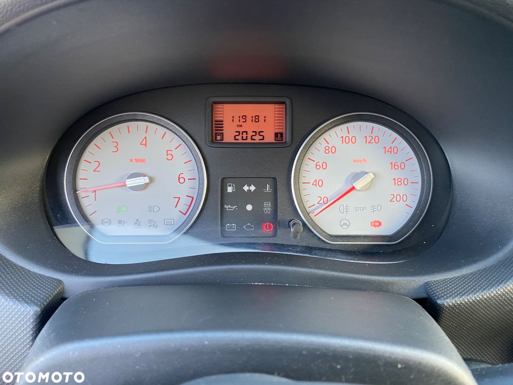 Dacia Sandero 1.6 Ambiance - 8