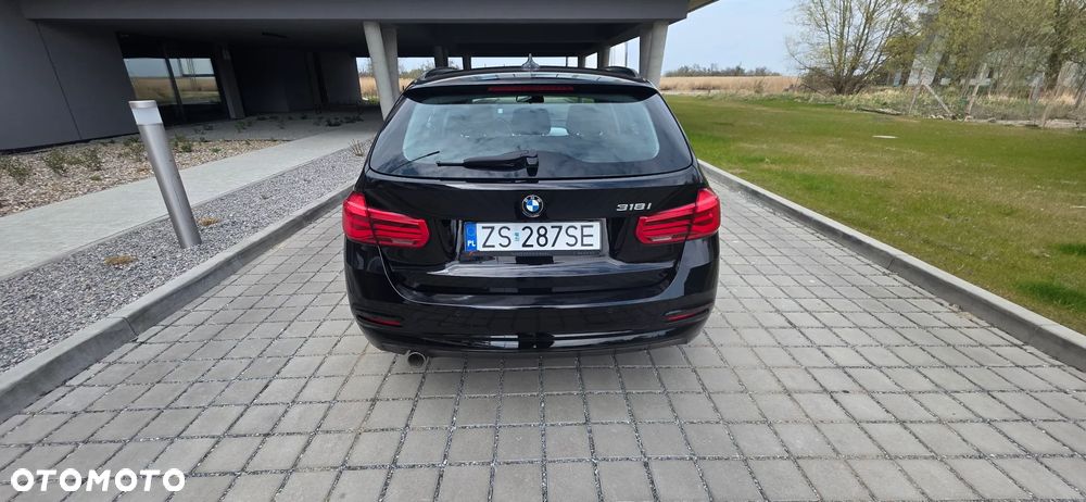 BMW Seria 3 318i GPF Advantage - 9