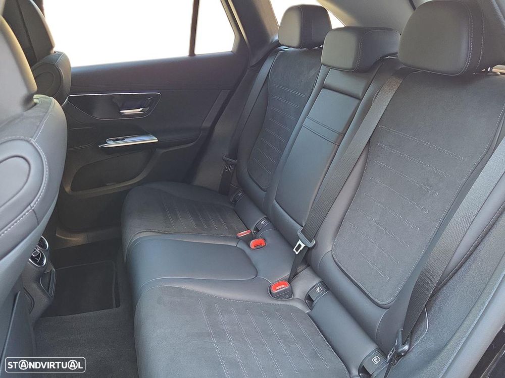 Mercedes-Benz GLC 220 d 4Matic 9G-TRONIC AMG Line - 15