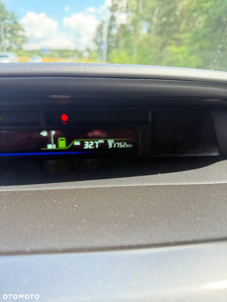 Toyota Prius+ (Hybrid) - 29