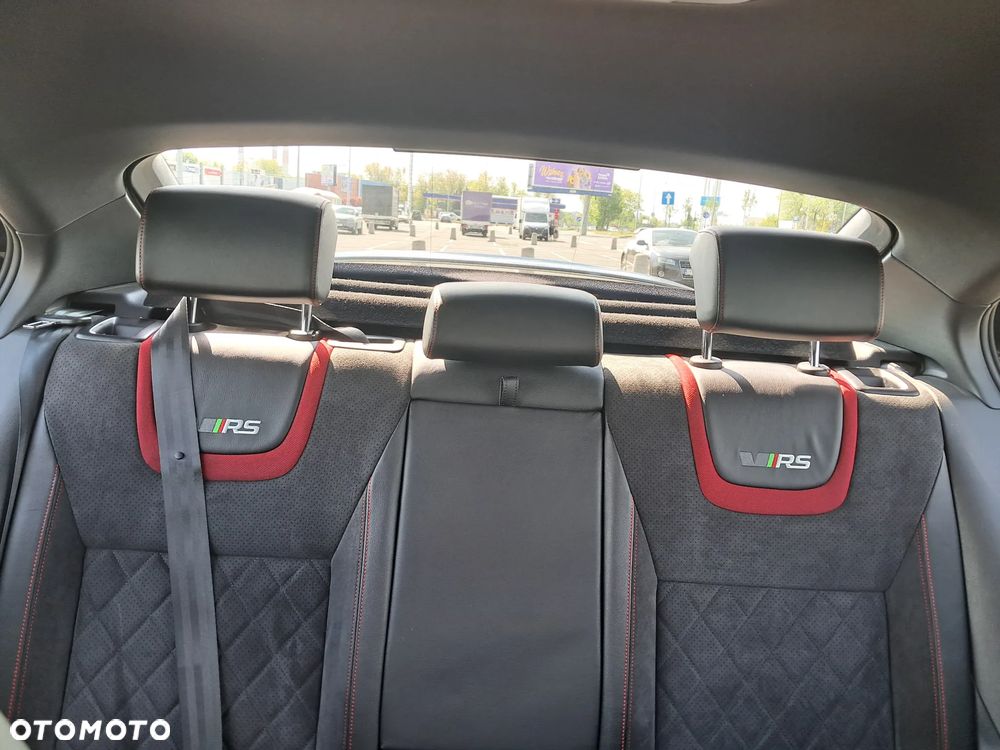 Skoda Octavia 2.0 TSI RS - 12
