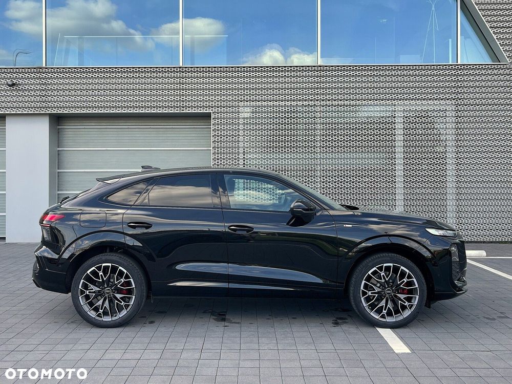 Audi Q3 Sportback - 18