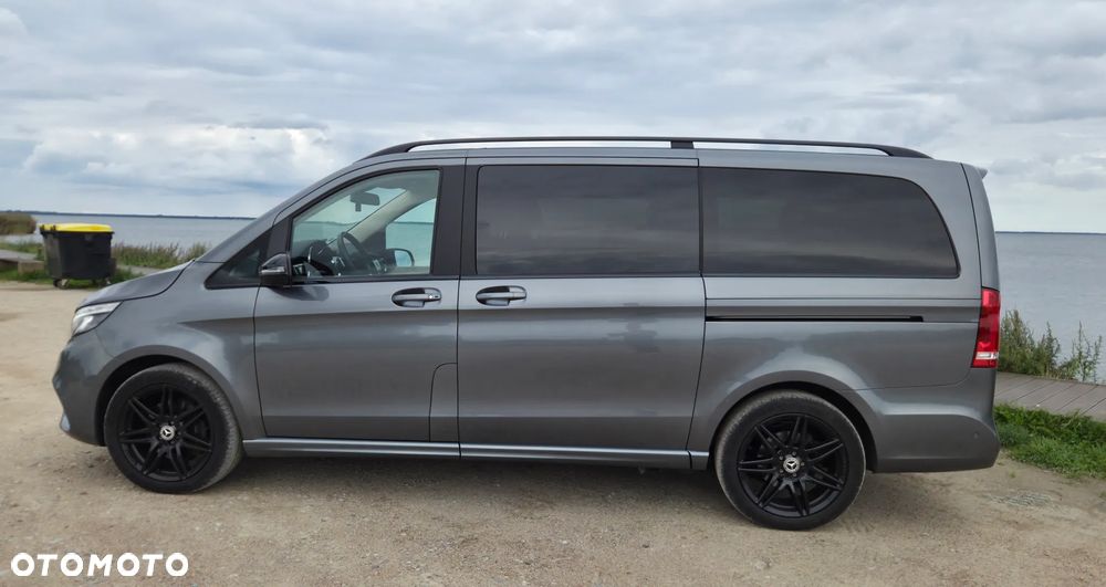 Mercedes-Benz Klasa V 300 d 4-Matic Exclusive 9G-Tronic (d³ugi) - 6