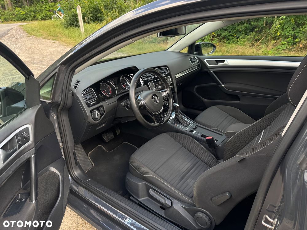 Volkswagen Golf 1.4 TSI BlueMotion Technology DSG Cup - 17