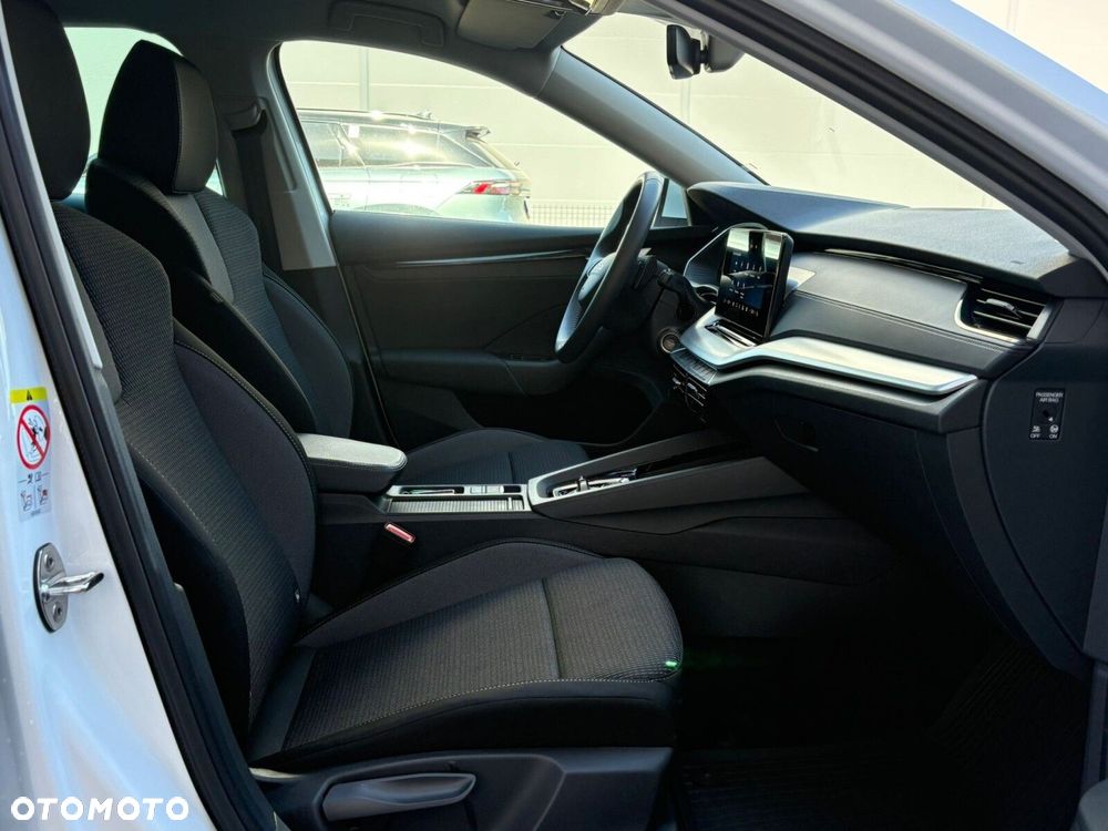 Skoda Octavia 1.5 TSI mHEV Selection DSG - 14