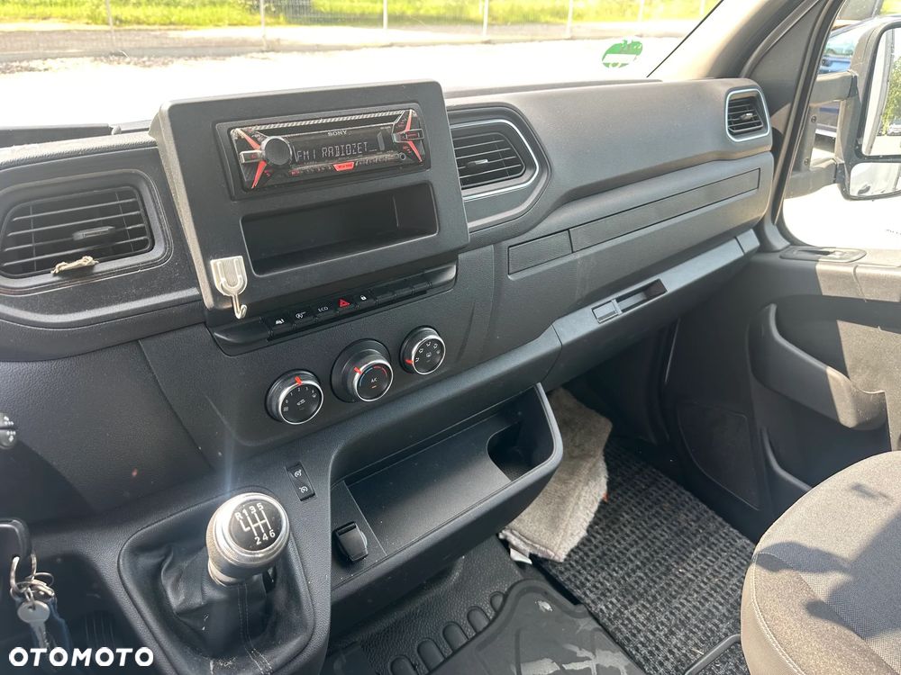 Renault Master - 13