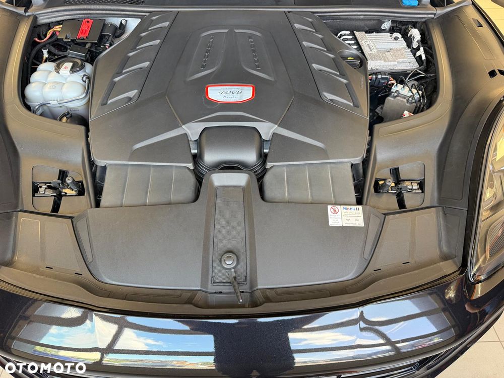 Porsche Cayenne - 18