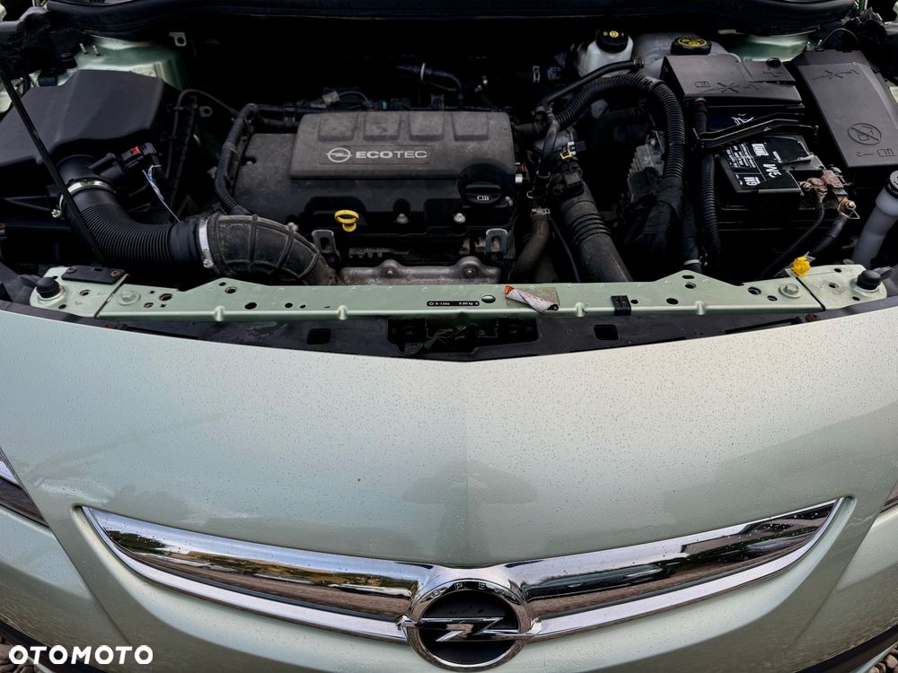 Opel Astra IV GTC 1.4 T Active - 14