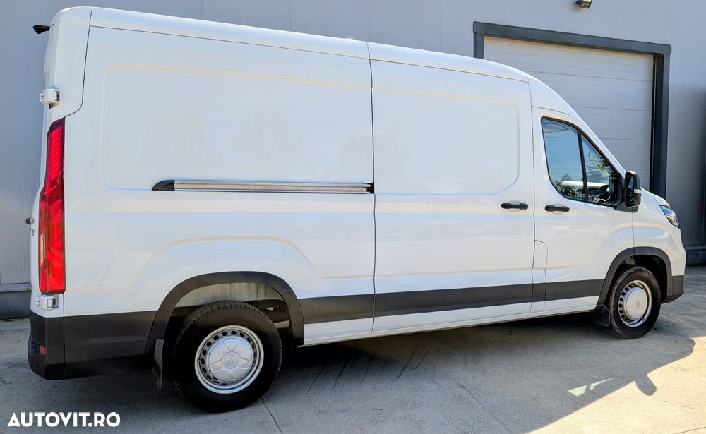 Maxus Deliver 9 - 7