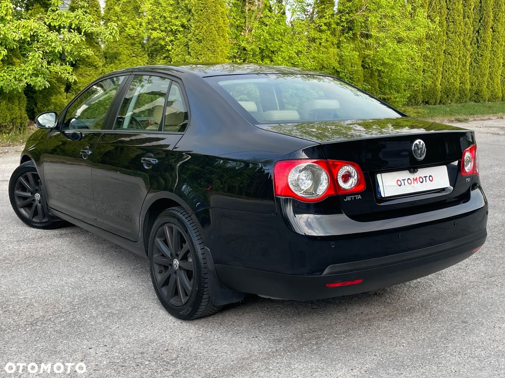 Volkswagen Jetta 1.4 TSI Highline Optimum - 4