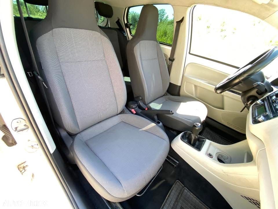 Volkswagen up! - 17
