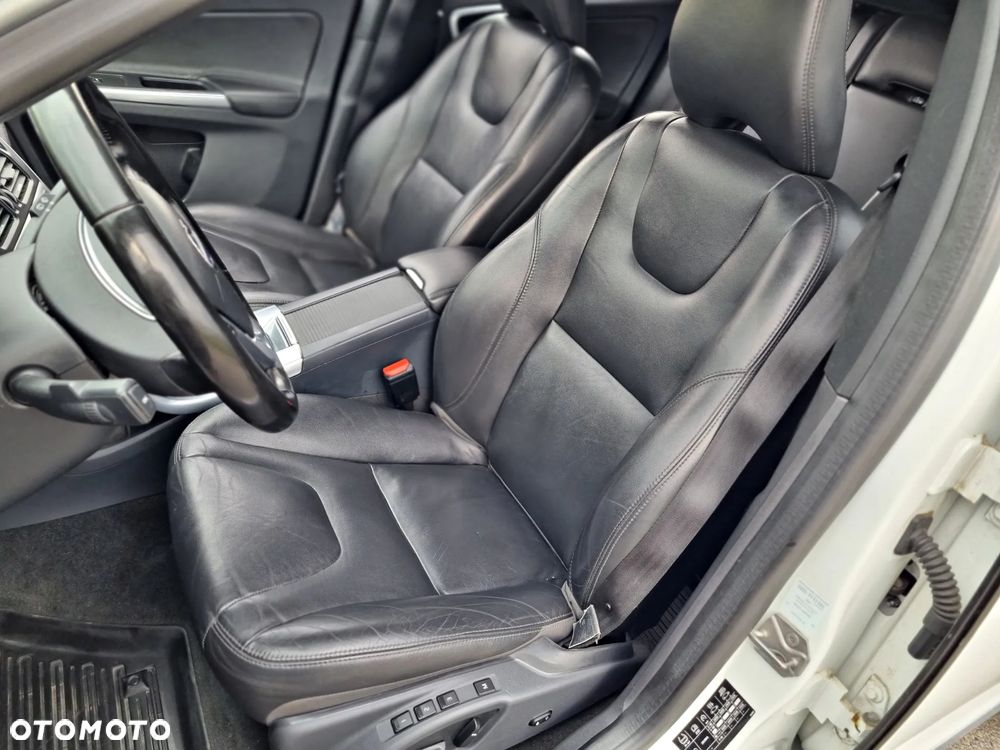 Volvo XC 60 D4 Drive-E Summum - 18