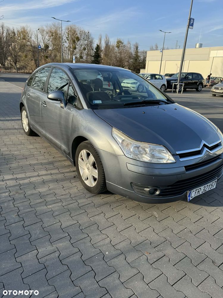 Citroën C4 1.6 HDi FAP Confort - 7