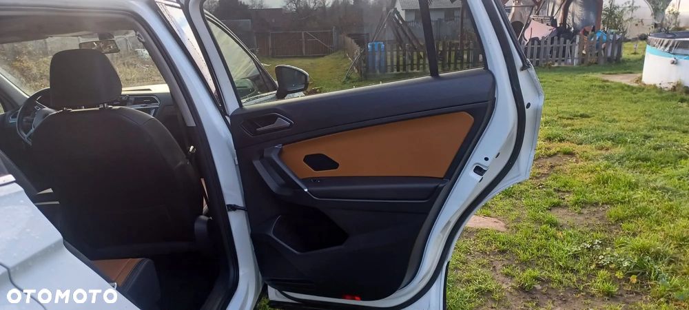 Volkswagen Tiguan Allspace - 16