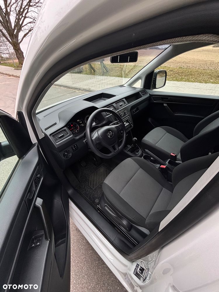 Volkswagen Caddy - 9