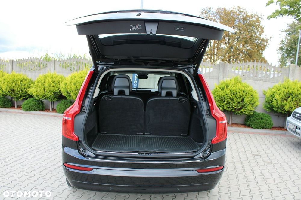 Volvo XC 90 B5 B AWD Core 7os - 38