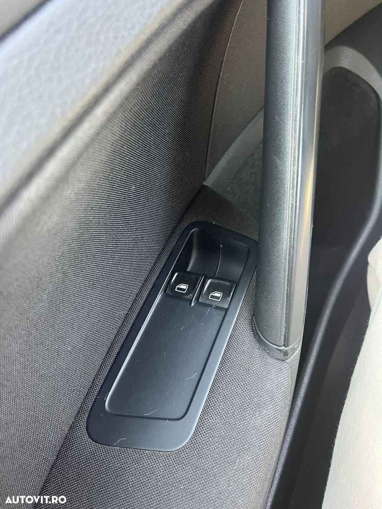 Volkswagen Golf 1.6 TDI 4Motion BlueMotion Technology Trendline - 10