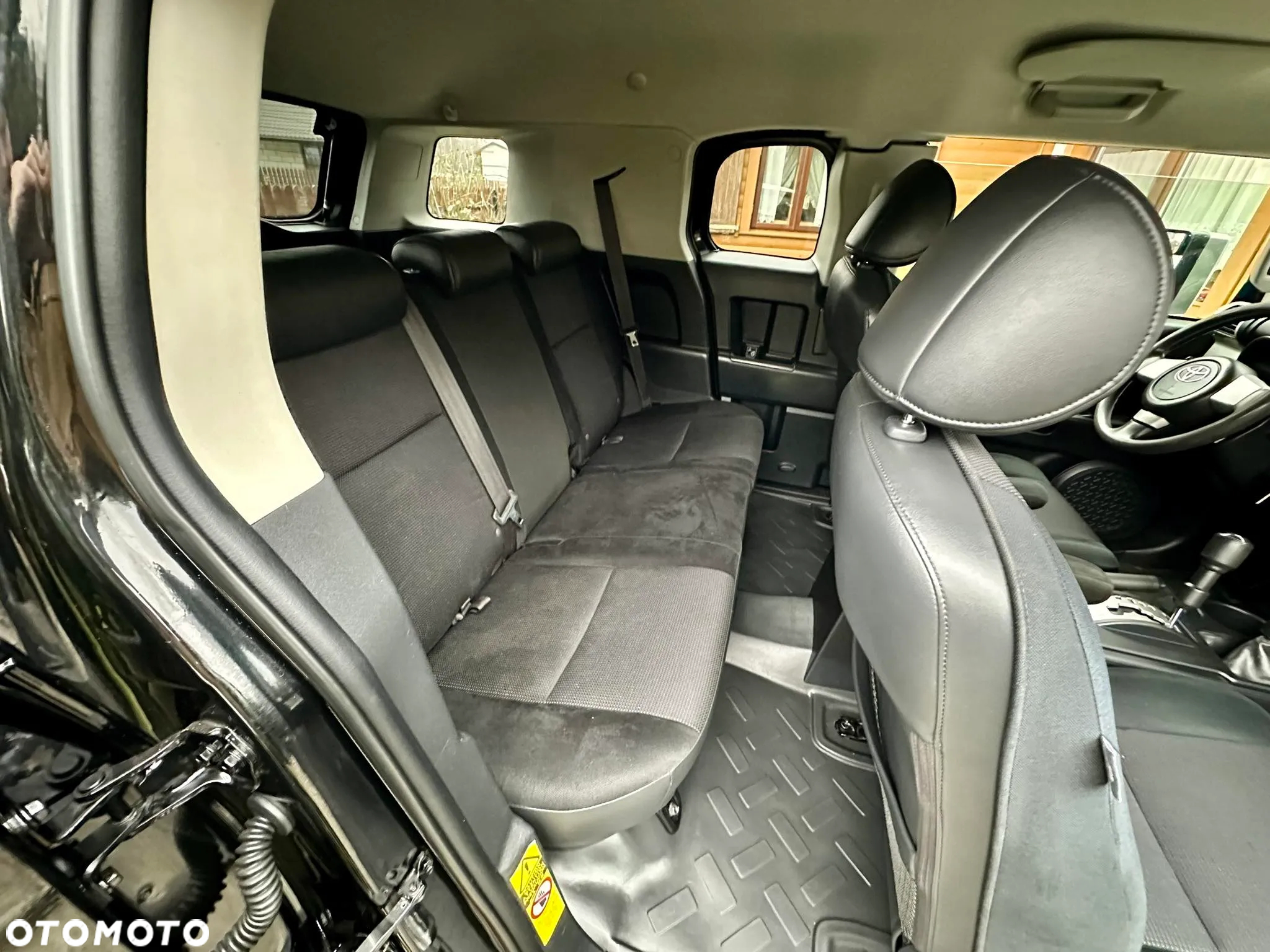 Toyota FJ Cruiser 4.0 4x4 - 26