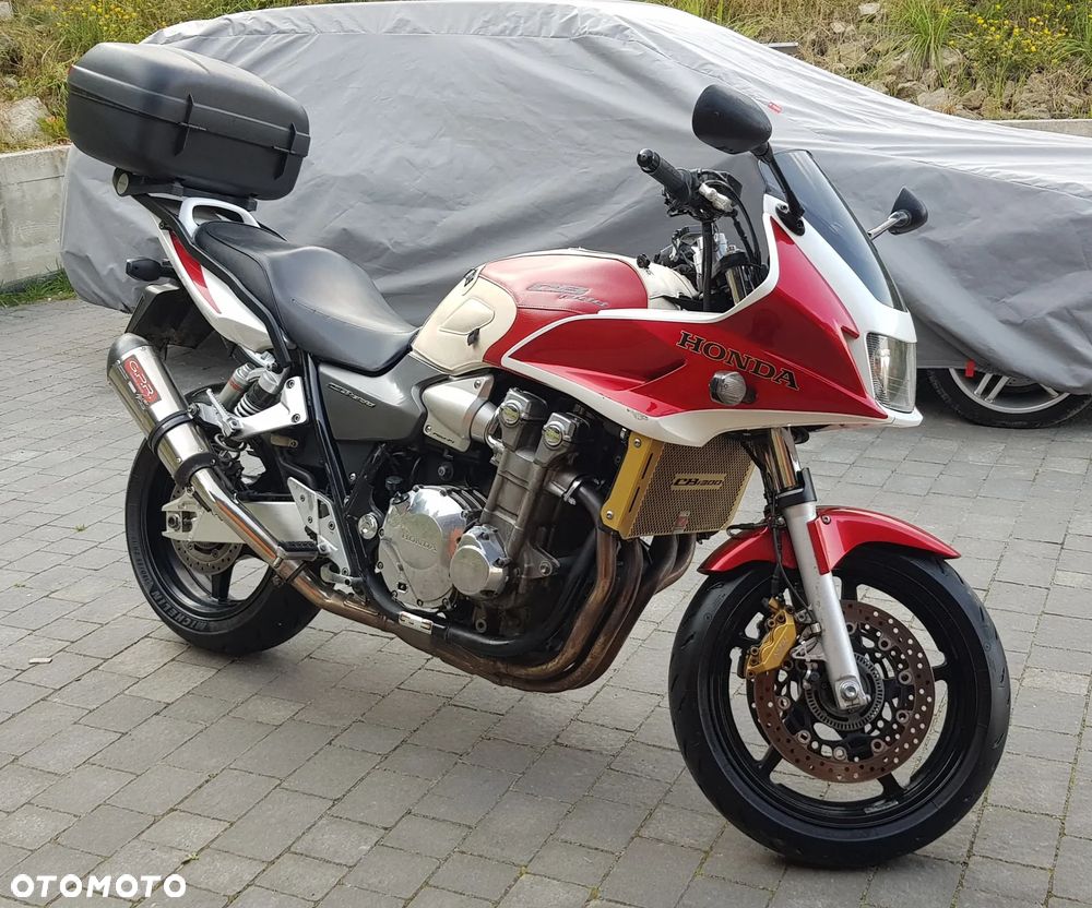 Honda CB - 1