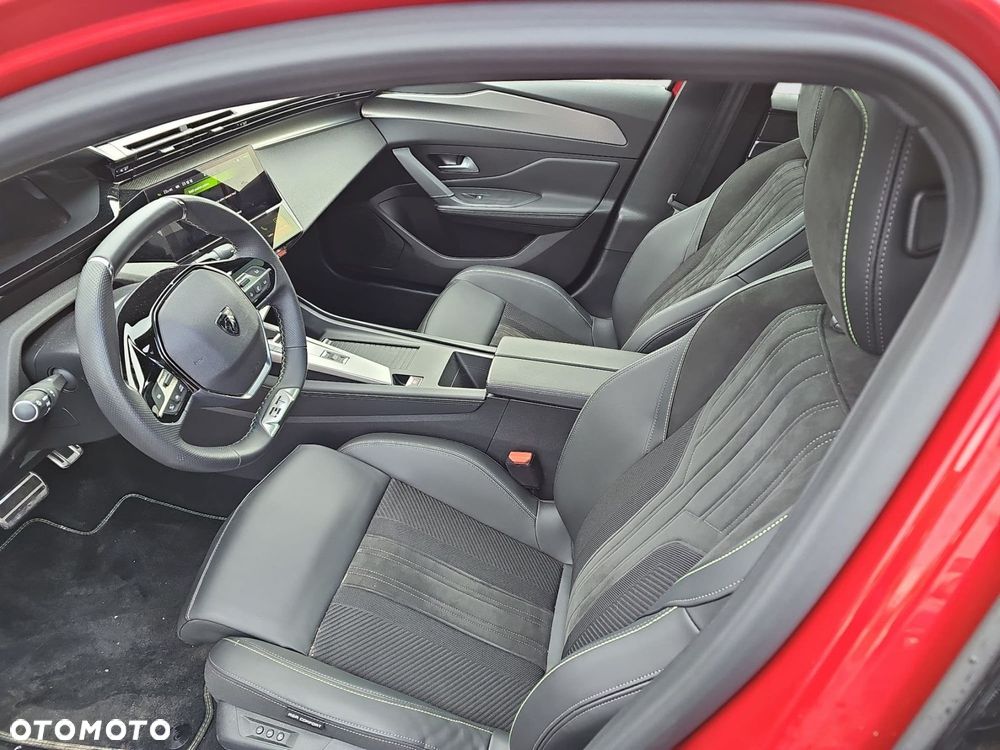 Peugeot 408 - 9