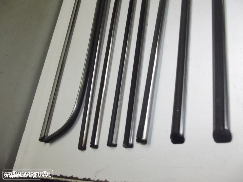 volvo 244 frisos laterais conjunto completo - 1