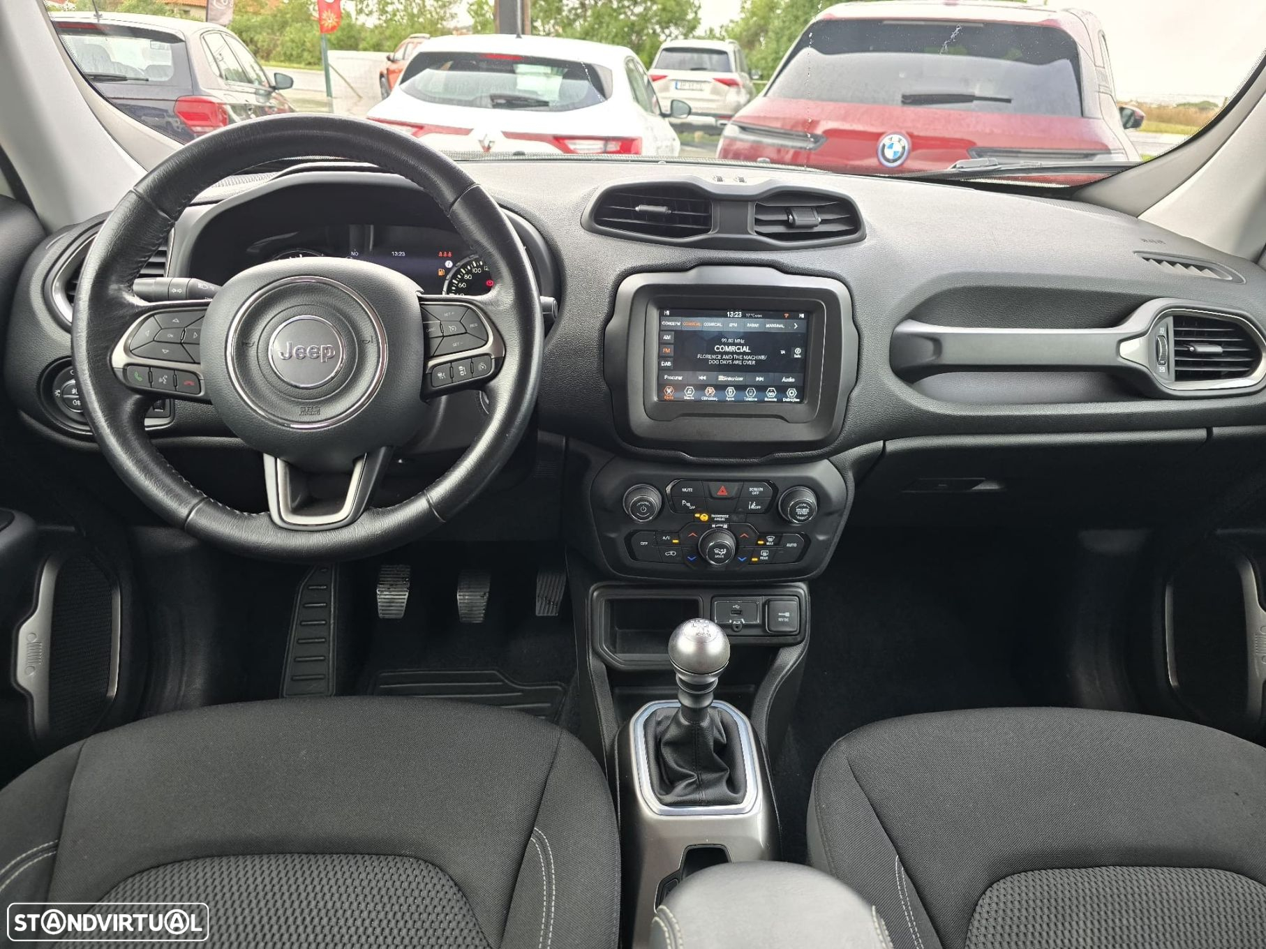 Jeep Renegade 1.0 T Longitude - 8