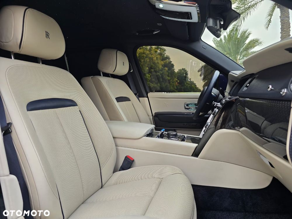 Rolls-Royce Cullinan - 14