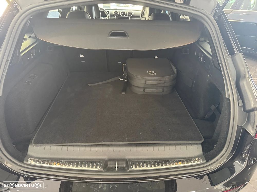 Mercedes-Benz C 300 e Avantgarde - 30