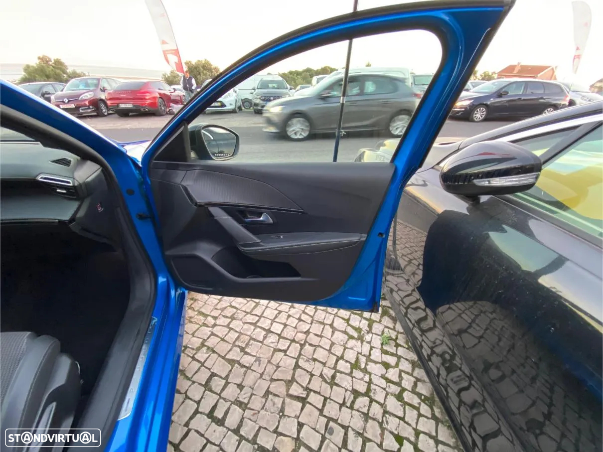 Peugeot 208 1.2 PureTech GT Line EAT8 - 17