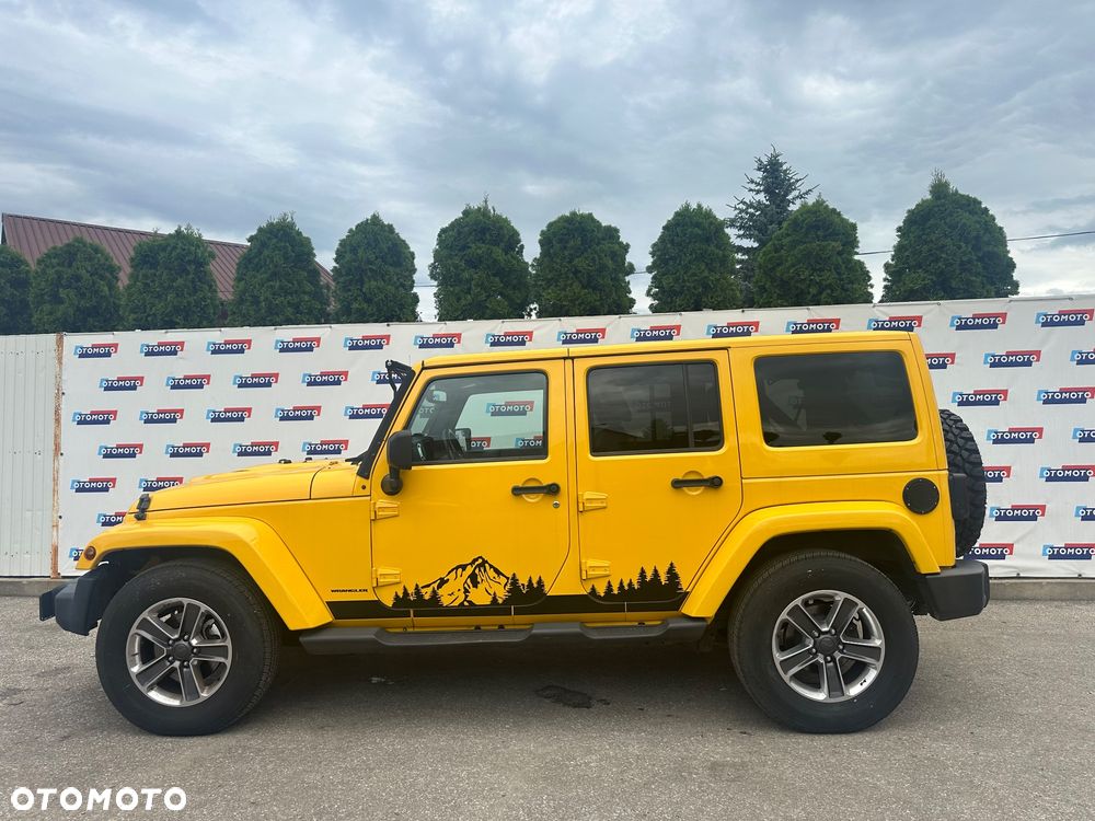 Jeep Wrangler Unlimited Hard-Top 2.8 CRD Automatik Sahara - 2