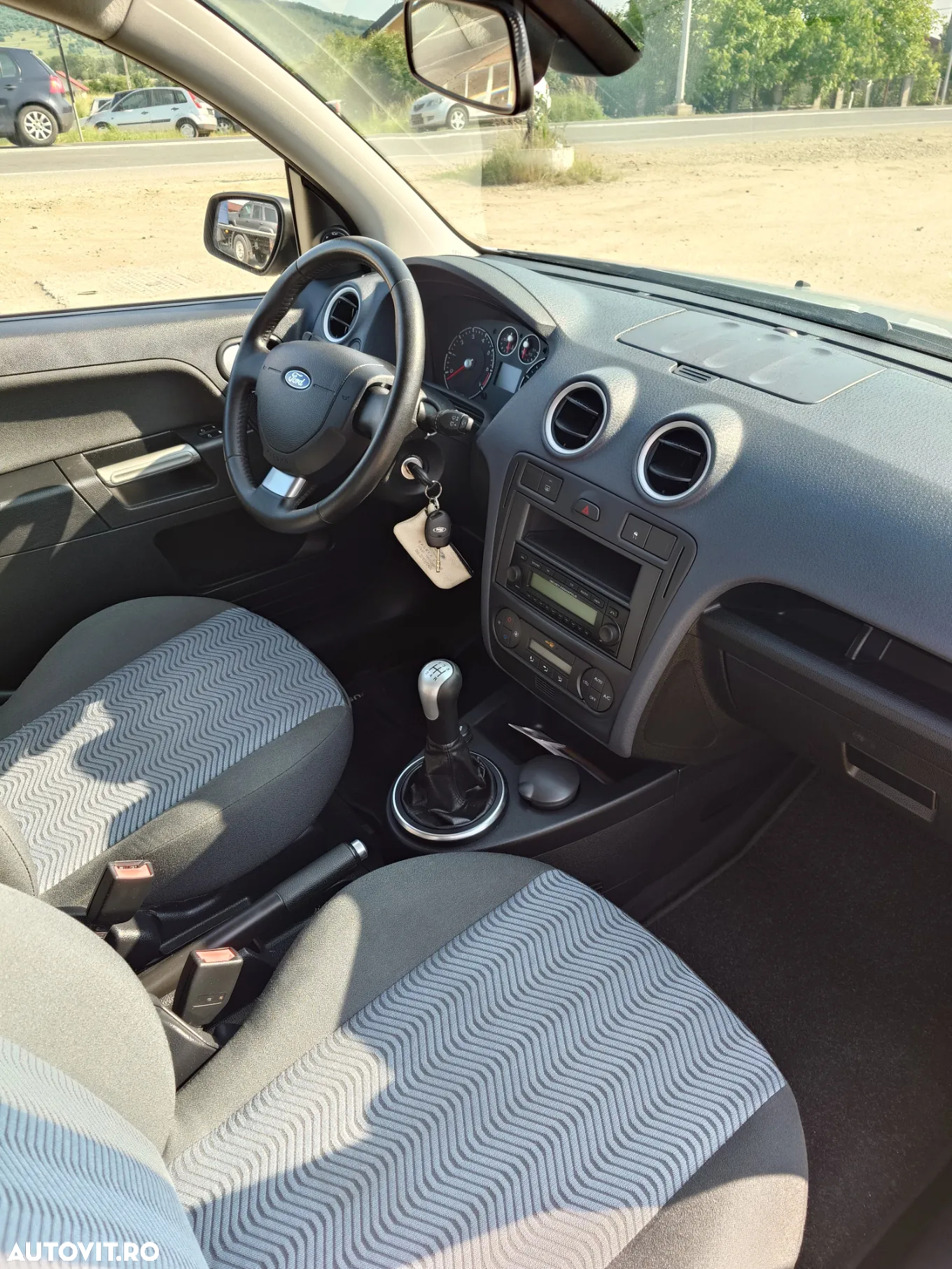 Ford Fusion 1.6 Plus - 5