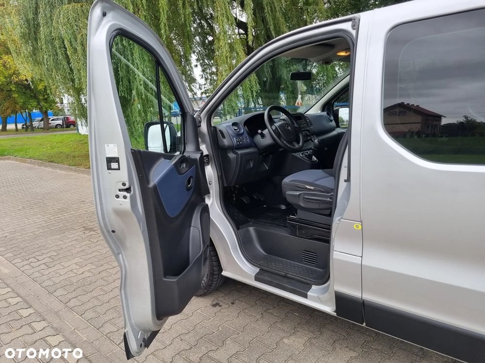 Opel Vivaro - 15